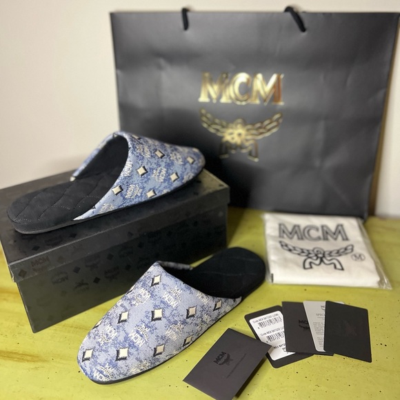 MCM
Vintage Monogram Slippers NWT UNISEX - Picture 6 of 13